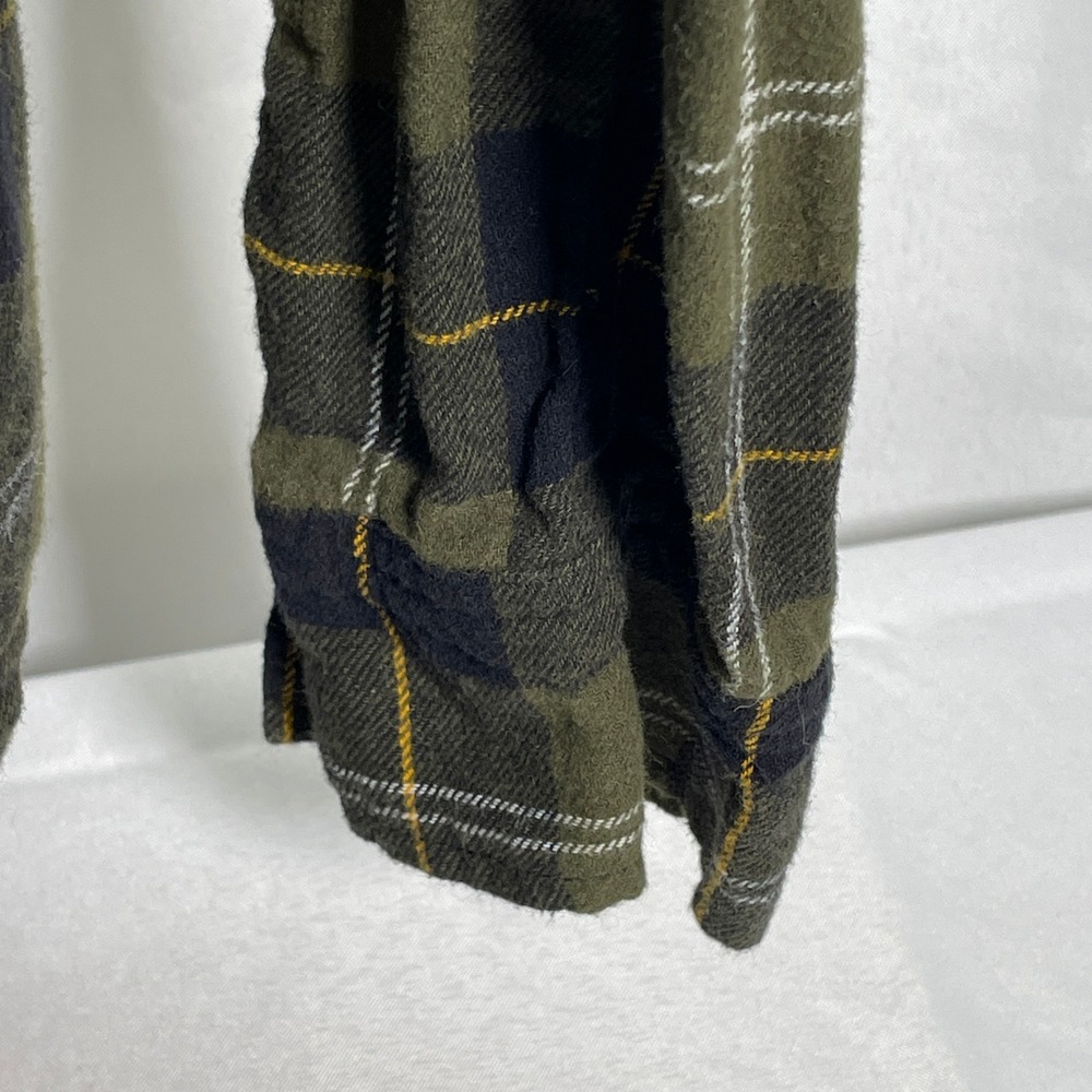 Her Universe x Marvel Loki Green Long Sleeve Plaid Flannel Shirt Women's MEDIUM - Picture 8 of 13